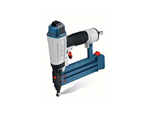 Pneumatski uređaj za zabijanje eksera  GSK 50