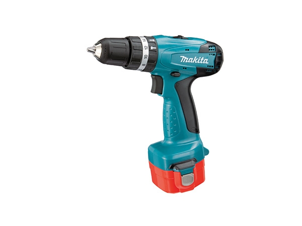 Akumulatorska bušilica - odvijač 8271DWAE