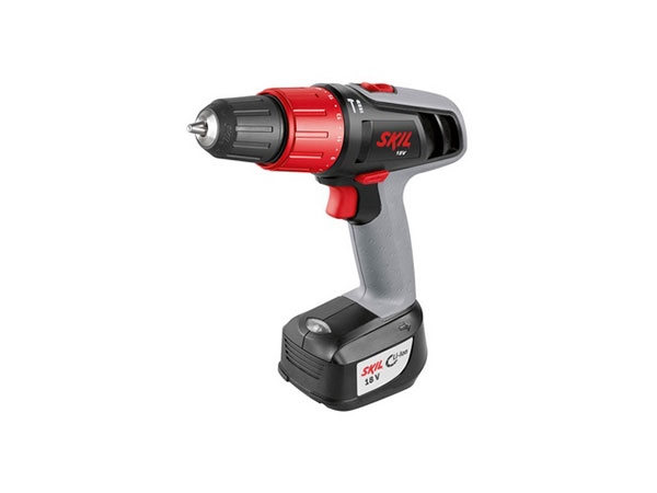 Akumulatorska vibraciona bušilica/odvijač  Skil 2532 AA